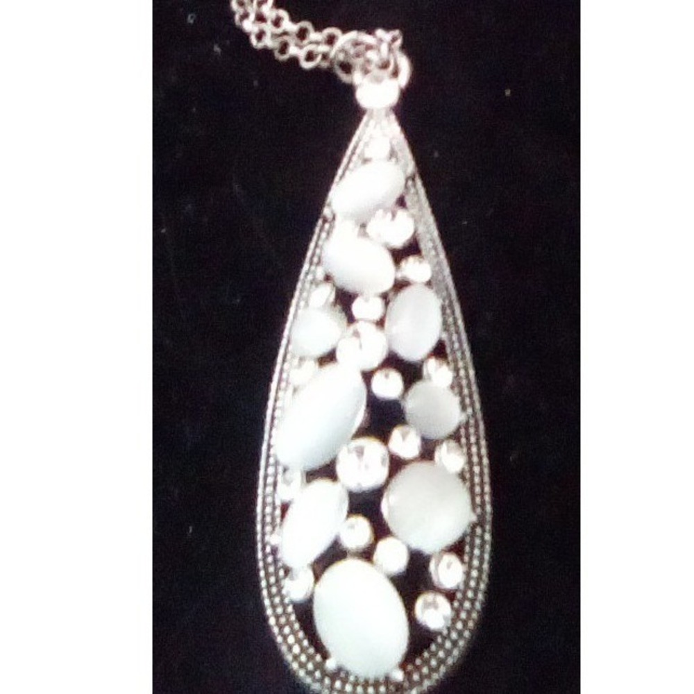 Silver Tone White Faux Opal and‎ Rhinestone Teardrop Pendant Necklace